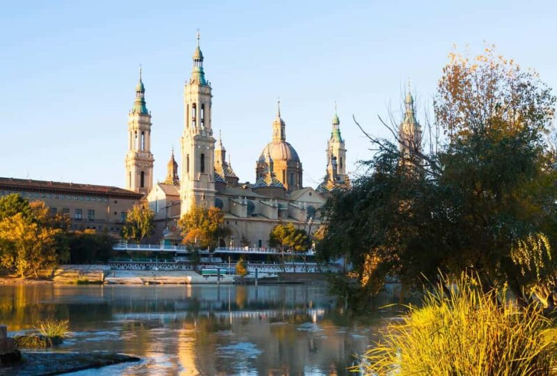 Hello Zaragoza: Private 2-Hour Intro Walk with Local Guide - Discover Zaragoza in Two Hours with a Local Guide