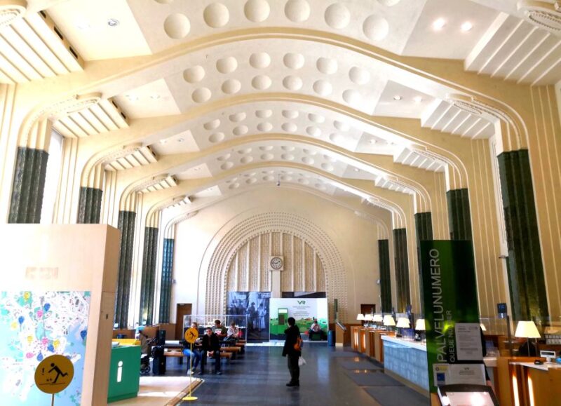 Helsinki: Architecture Walking Tour with Expert - Exploring Helsinki’s Iconic Landmarks