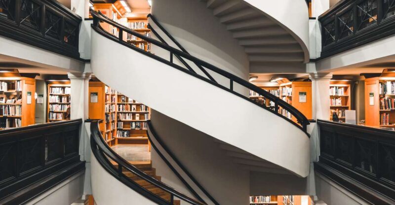 Helsinki: Art and Culture Tour with a Local Guide - Key Points