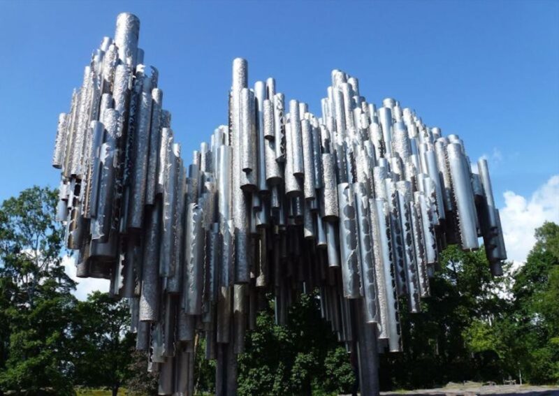 Helsinki: City and Suomenlinna 5-Hour Sightseeing Tour - Practicalities: Transport, Pacing, and Walking