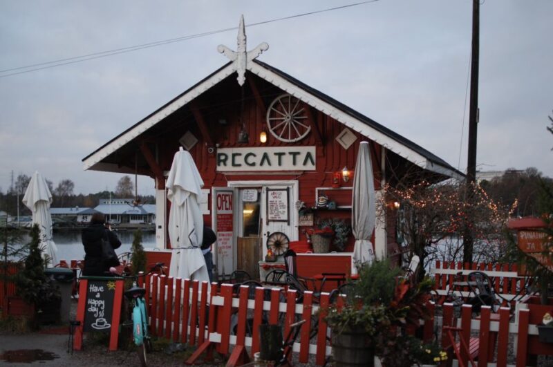 Helsinki: City Center Highlights Guided Minivan Tour - Discover Helsinki’s Iconic Landmarks in Just 4 Hours