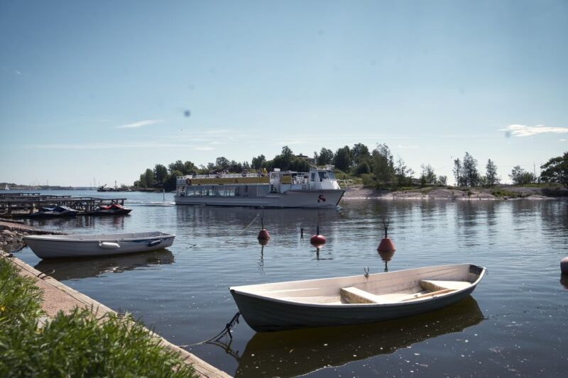 Helsinki: City Highlights 1.5-Hour Archipelago Cruise - Helsinki’s Waterway Tour: The Bottom Line