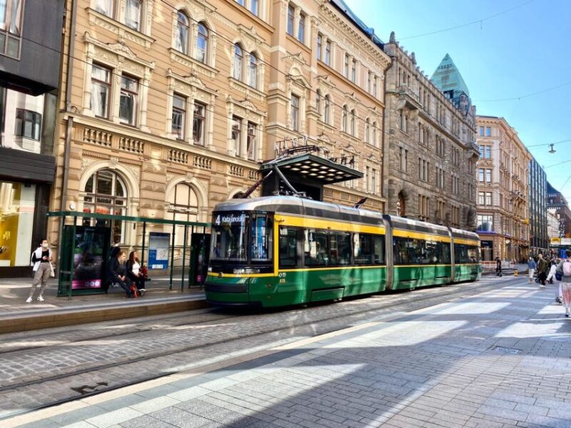 Helsinki: City Highlights and Suomenlinna Eco-Friendly Tour - Discovering Suomenlinna Sea Fortress