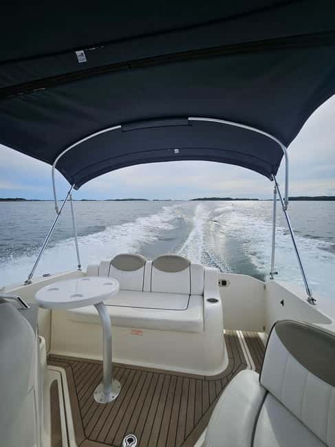 Helsinki: Private Boat Tour with Local Captain - Exploring Helsinki from the Water: A Private Boat Tour with a Local Captain