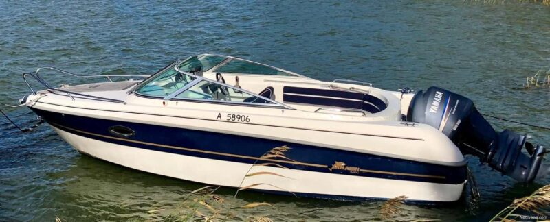 Helsinki: Private Boat Tour with Skipper/ Guide - Practical Tips for a Comfortable Trip