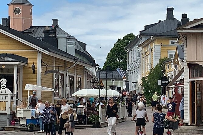 Helsinki Private Sightseeing + Porvoo City Old Town - Visiting the Porvoo Cathedral and City Sights