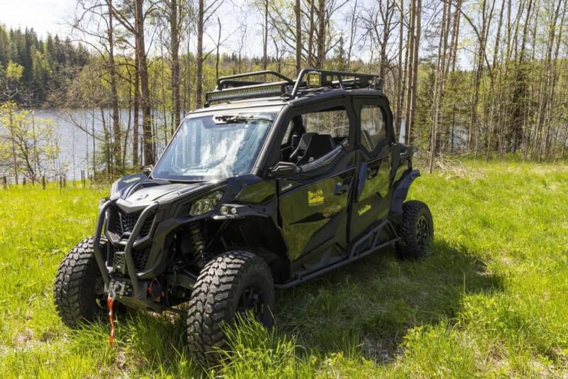 Helsinki: Reindeer Park and Horse Stable Private Tour - Exploring the Horse Stable: Finnish Equestrian Traditions Up Close