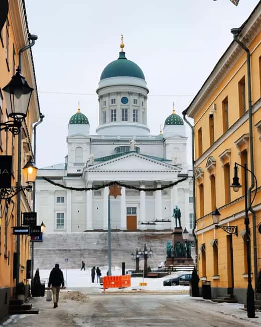 Helsinki & Suomenlinna: City Highlights Tour with Ferry Ride - Explore Helsinki & Suomenlinna on a 5.5-Hour Guided Van Tour with Ferry Ride