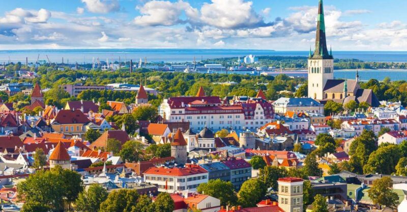 Helsinki: Tallinn Guided Day Tour with Ferry Crossing - Logistics: Meeting Points and Return Arrangements