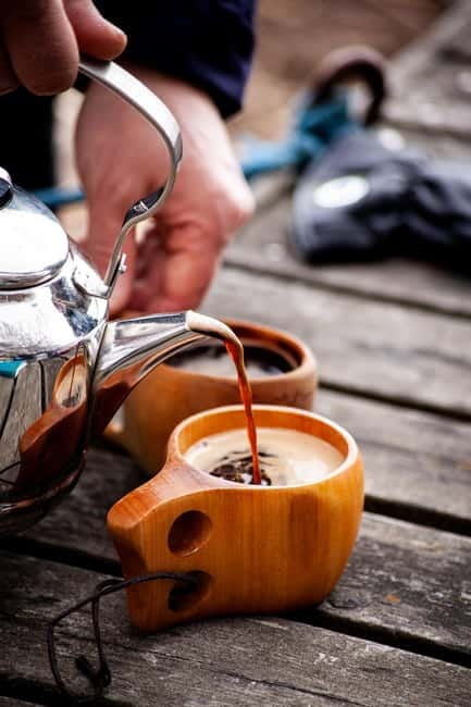 Helsinki: Uutela Guided Nature Hike with Snack - Visiting the Bunker Ruins and Nature Reserves