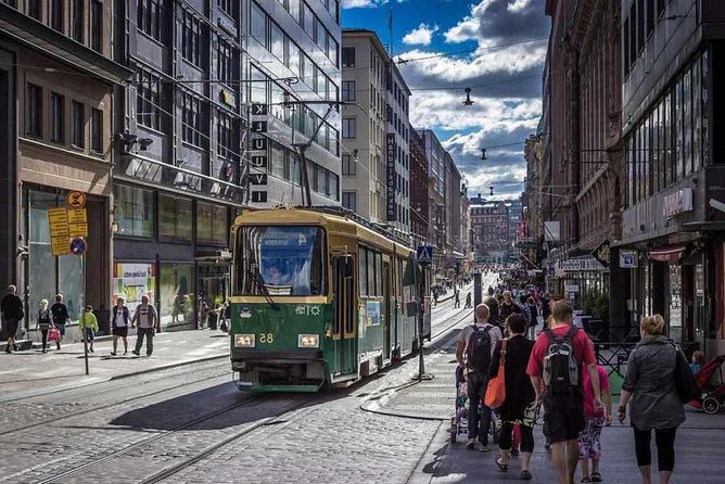 Helsinki Walking Tour with PRIVATE Professional guide - Stroll Through Helsinki’s Vibrant City Center and Parks