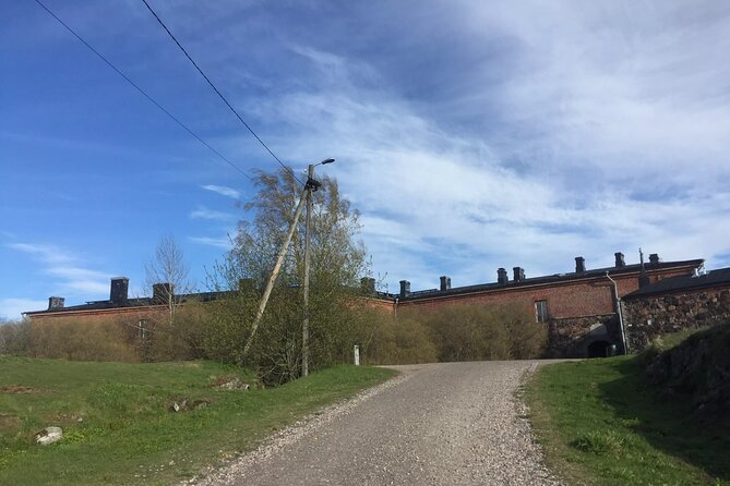 Helsinkis Island Fortress: An Audio Tour of Suomenlinna - Key Points