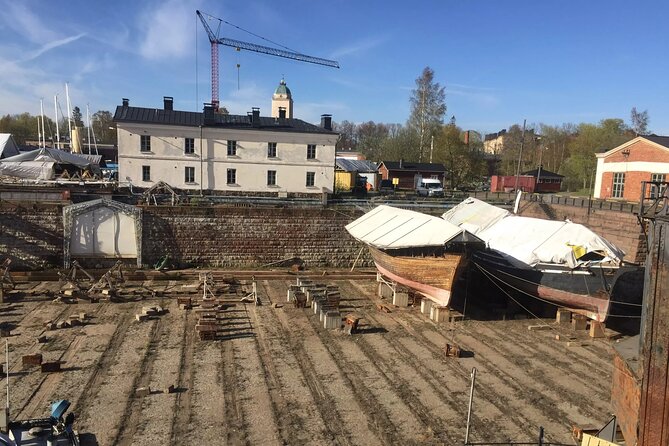 Helsinkis Island Fortress: An Audio Tour of Suomenlinna - The Practicalities of the Tour Experience