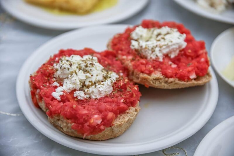 Heraklion City: Greek Food Tasting Walking Tour - Sampling Freshly Baked Bougatsa at a Traditional Bakery