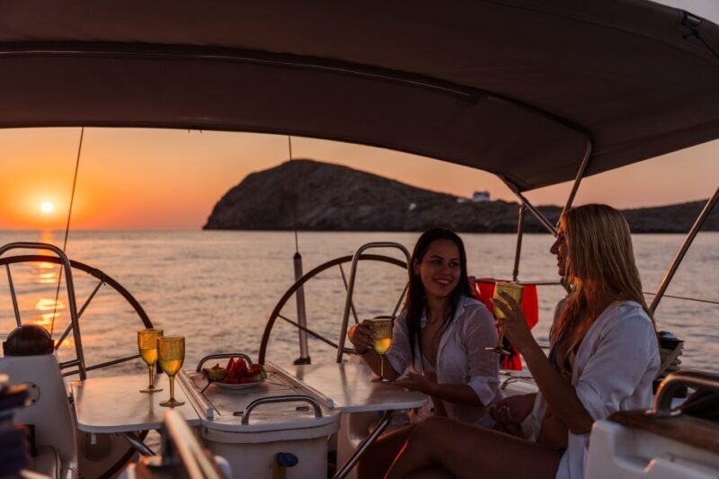 Heraklion: Dia Island Sailing Cruise with Snorkeling - Multiple Bays and Changing Landscapes