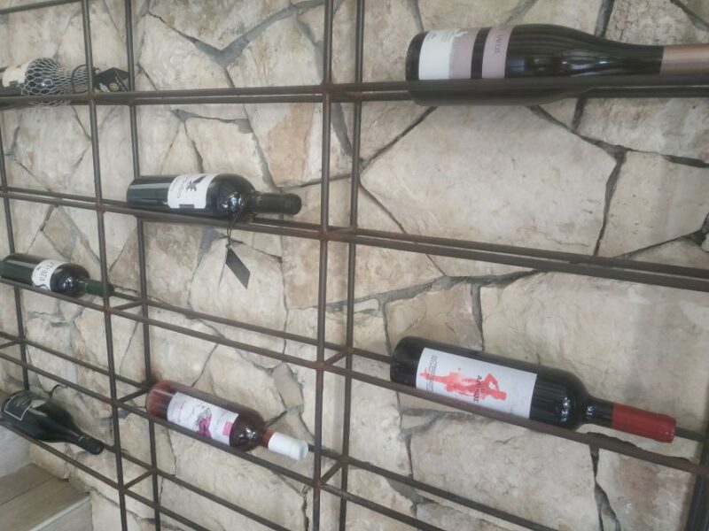 Heraklion: Ecobike Tour with Wine Tasting - The Lunch and Food Market Visit at Agios Minas