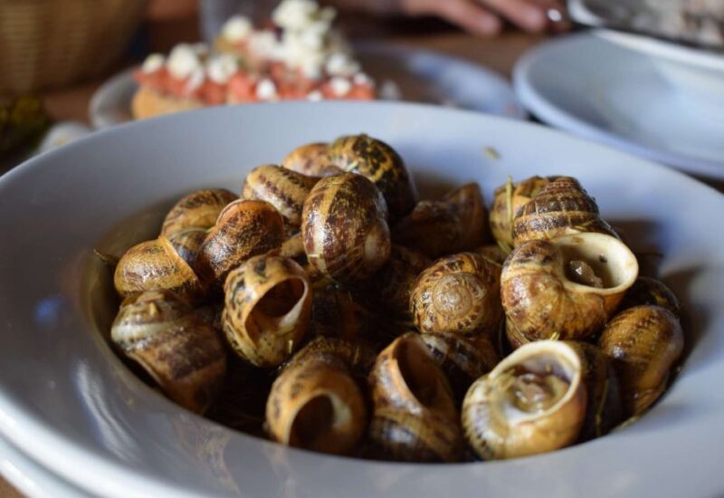 Heraklion: Food Walking Tour - Tasting Crete’s Most Beloved Pastries and Dishes