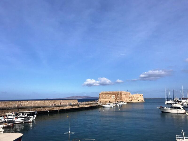 Heraklion: History & Culture Walking Tour with Food Tasting - Savoring Cretan Flavors Amid Venetian Architecture
