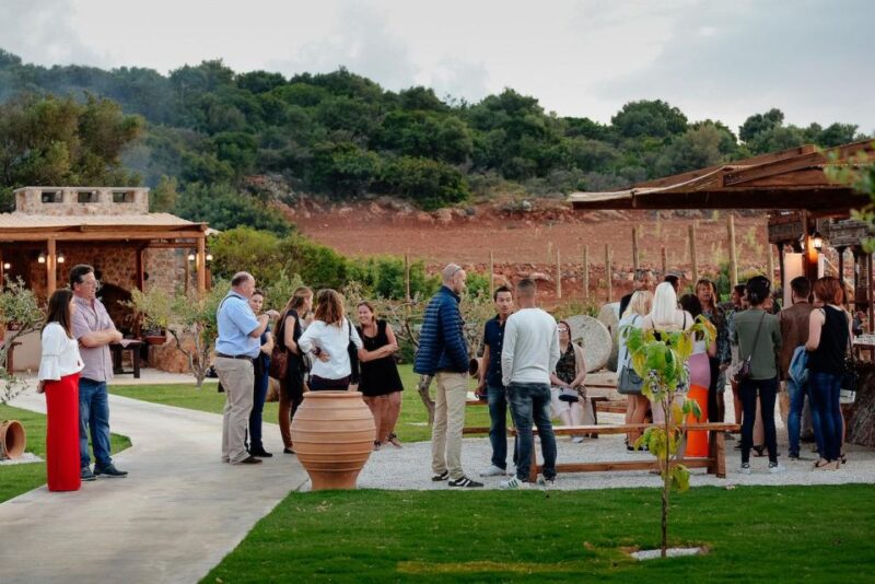 Heraklion: Lasithi Villages, Pottery Art & Knossos Palace - Logistics: Meeting Points and Travel Details