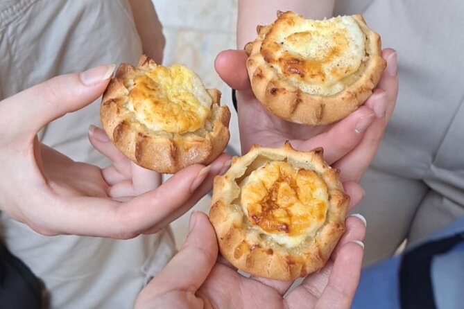 Heraklion Private Treasure Hunt with Food Stops - Refreshing with Cretan Pastries at Kritikos Fournos Geuseis