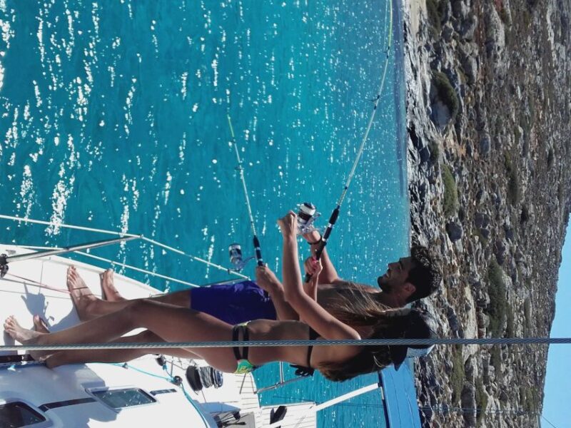 Heraklion: Sailboat Cruise to Dia Island with Drinks & Lunch - The Skippers and Crew: Knowledgeable and Friendly