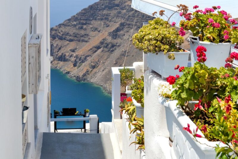 Heraklion: Santorini Day Trip with Boat Transfer & Oia Visit - Practical Tips for the Day Trip