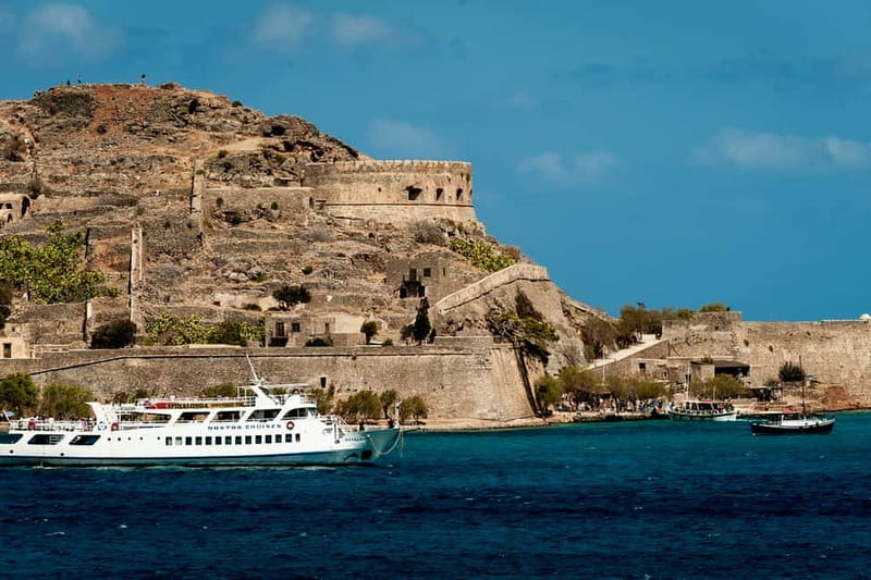 Heraklion: Spinalonga, Agios Nikolaos, & Elounda Tour - Discovering Spinalonga’s Unique Past
