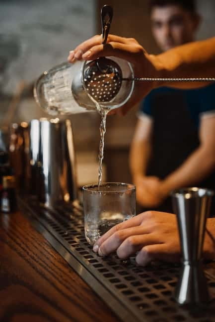 Heraklion: Vegan Cocktail Masterclass with Cretan Flavours - Key Points