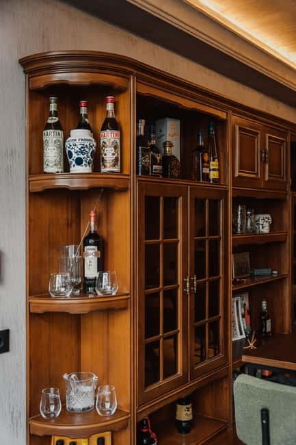 Heraklion: Vegan Cocktail Masterclass with Cretan Flavours - The Location and Venue in Heraklion