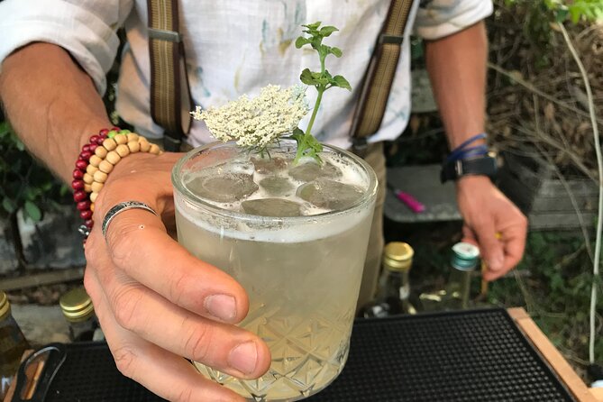 HERBS LAB - from plant to glass - HERBS LAB - from plant to glass: An Authentic Puglia Herbal Journey