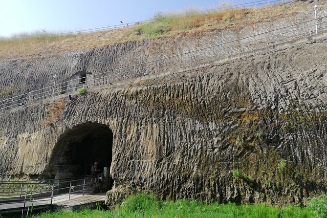 Herculaneum walking tour - The Skeletons of Eruption Victims and Their Significance