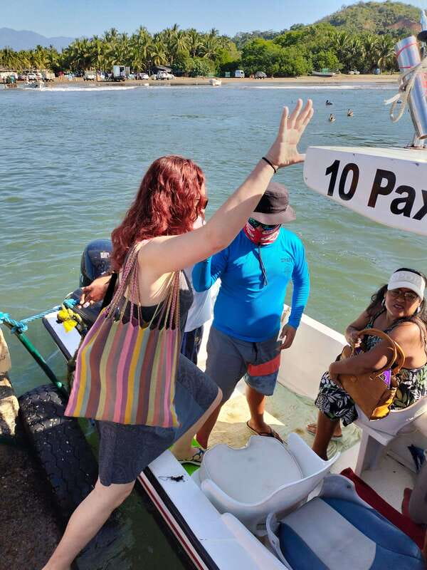 Hermosa Isla de ixtapa - Visiting Wildlife Reserves: Deer, Rabbits, Crocodiles, and Iguanas