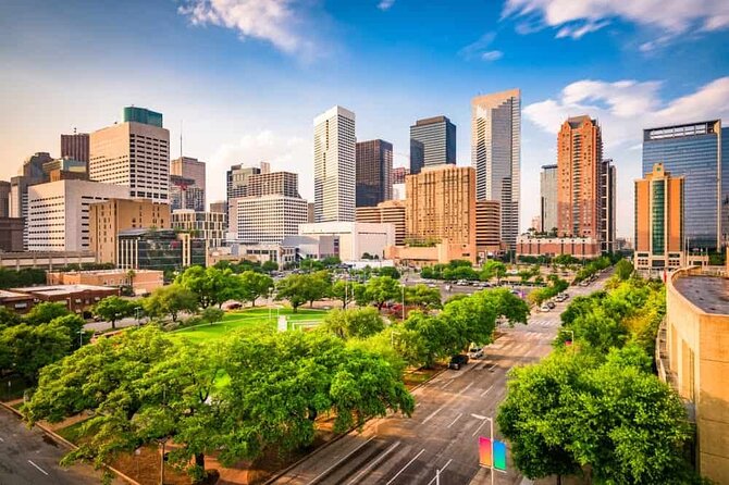 Heros Walk: Houstons Historic & Modern Marvels - Admiring Houston’s Civic and Architectural Highlights