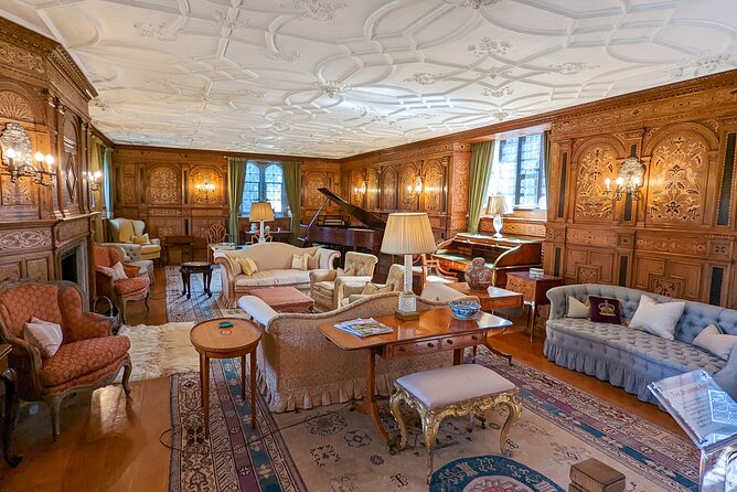 Hever Castle - England's Hidden Gem - Exploring the Gardens and Surroundings