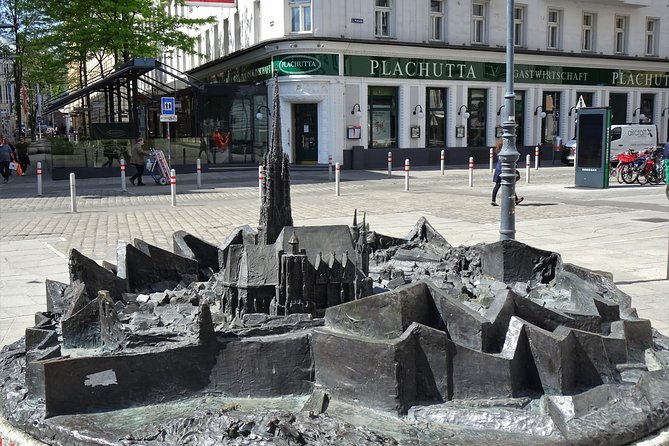 Hidden Gems in Vienna Inner City a Private Walking Tour - The Grandeur of Vienna’s Palaces and Nobility