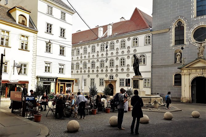 Hidden Gems in Vienna Inner City a Private Walking Tour - Exploring Vienna’s Architectural Elegance