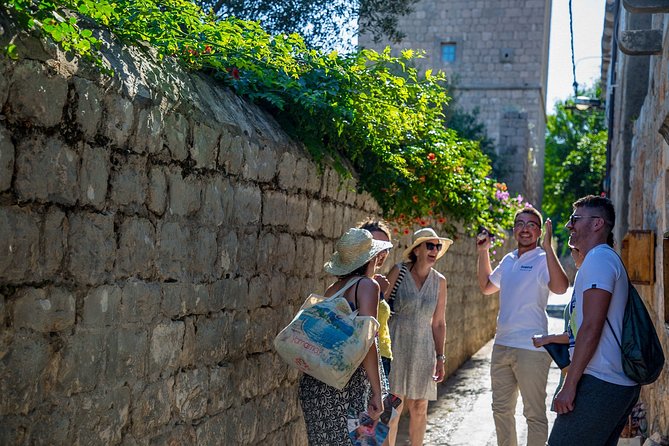 Hidden Gems Odyssey: Private Elaphiti Islands & Blue Cave Tour - Guides, Personalization, and Customer Service