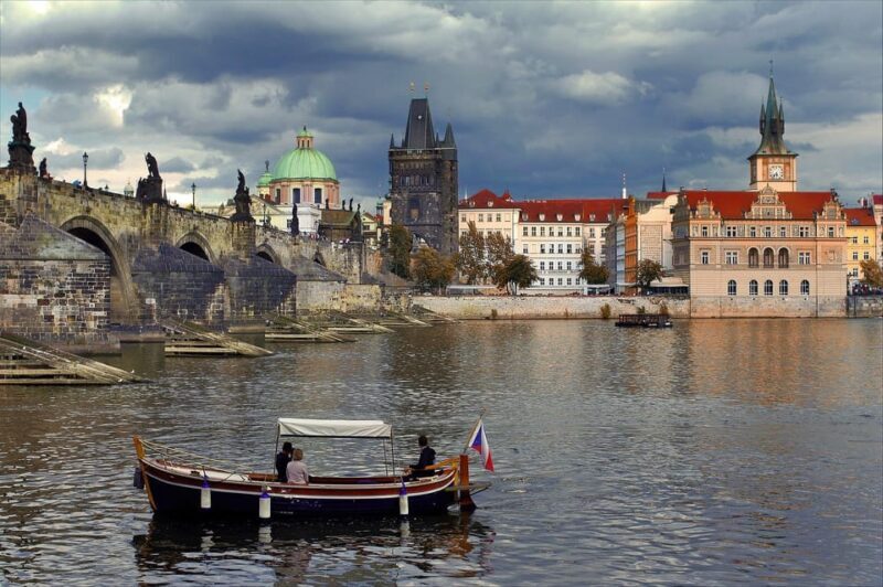 "Hidden Gems of Prague" Private Tour - Key Points