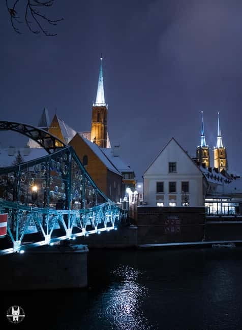 Hidden Gems of Wrocaw Tour - Stare Jatki and the Promenade in Front of the Museum
