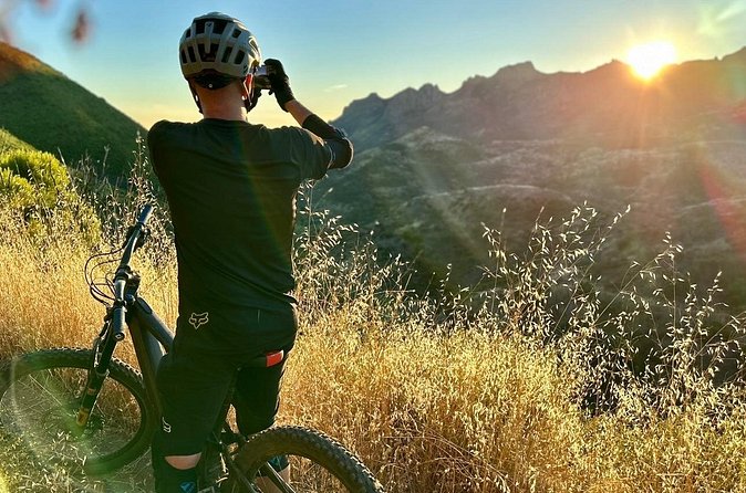 Hidden Grotto Waterfall eMTB & Hiking Adventure Malibu (Beginner) - Logistics: Meeting Point and Group Size