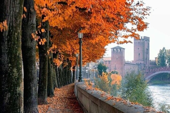 Hidden Verona & Giusti Garden- 3 hour private walking tour - Private Garden of La Scala Family at Piazza dei Signori