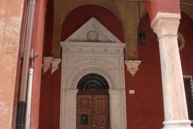 Hidden Verona & Jewish District -3 hour private walking tour - The Verona Synagogue: A Closer Look