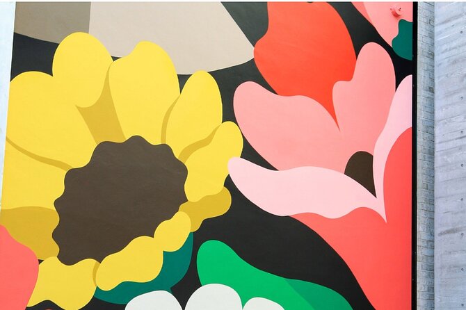 Hidden World of Miami Design District - Accessibility and Group Size