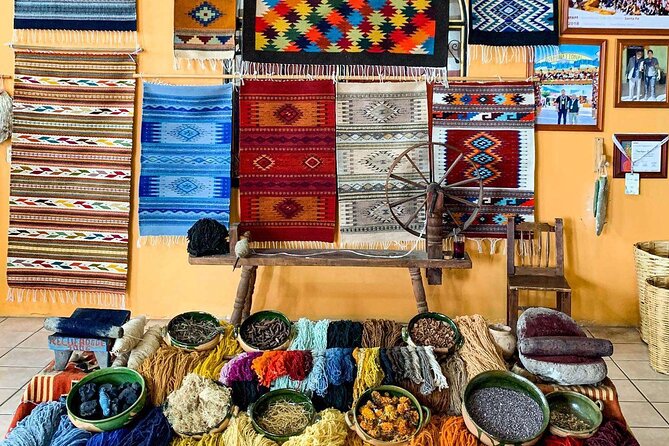 Hierve el Agua Artisanal Route with Mezcal and Oaxacan Food - The Start at Oaxaca’s Iconic Tule Tree