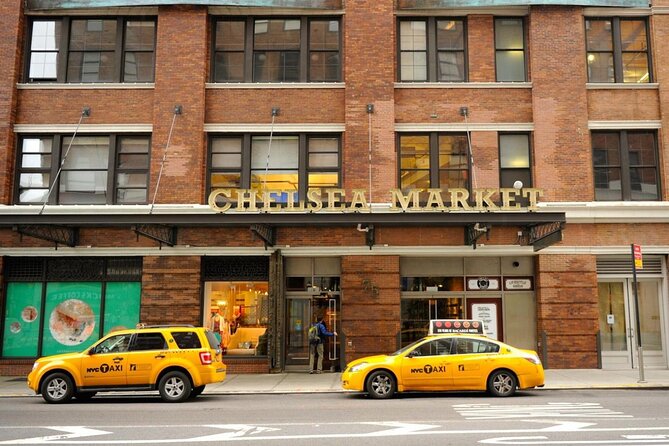 High Line and Chelsea Districts Walking Tour in New York - Logistics and Group Experience