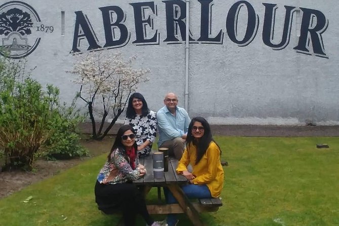 Highland and Lowland whisky tour - Half day from Edinburgh - Visiting Tullibardine Distillery: A Family-Owned Highland Gem