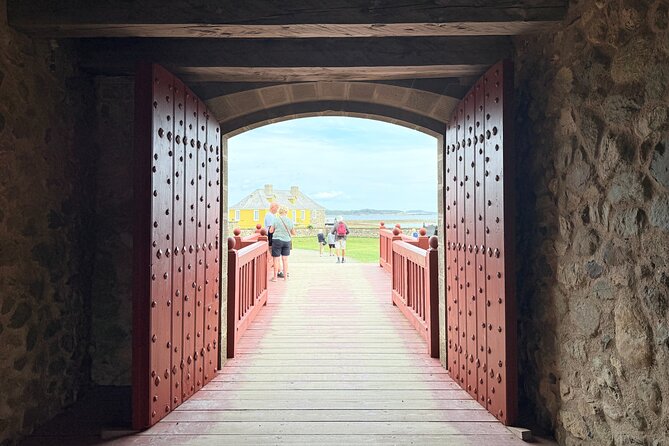 Highland Tours: Louisbourg Fortress and Lighthouse Tour - What’s Not Included: Food and Additional Expenses