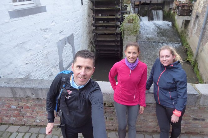 Highlight Running Tour - Crossing the Sint Servaasbrug Over the Maas River