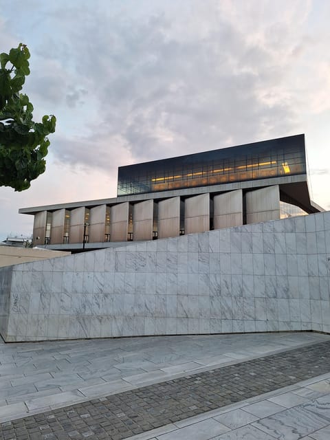 Highlights and Hidden Gems of Athens Walking Tour - Exploring Dionyssiou Areopagitou Street and the Parthenon