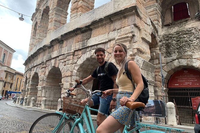 Highlights and hidden gems Verona Bike Tour - Logistics and Group Experience